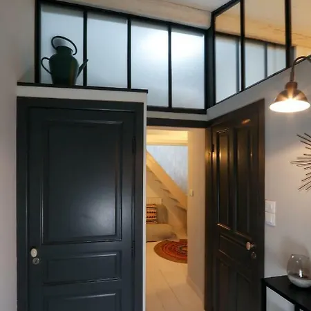 6 Rue D'aubuisson Apartamento *