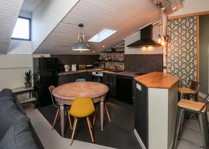 Apartment 6 Rue D'aubuisson