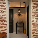 アパート 6 Rue D'aubuisson